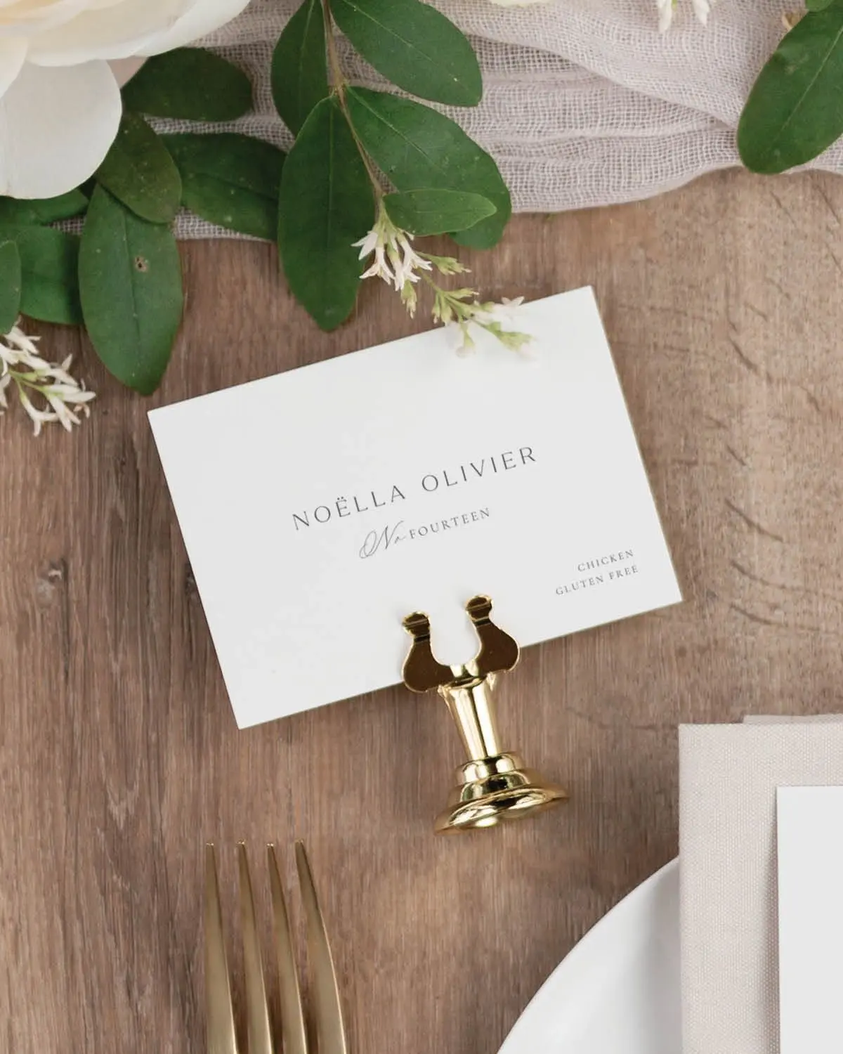 Madelyn Place Cards with Text Meal Indicators and Dietary Restrictions