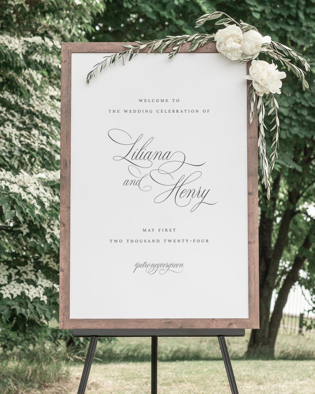 Liliana Welcome Signs | Shine Wedding Invitations